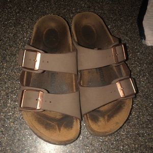 Kids Birkenstock’s size 13